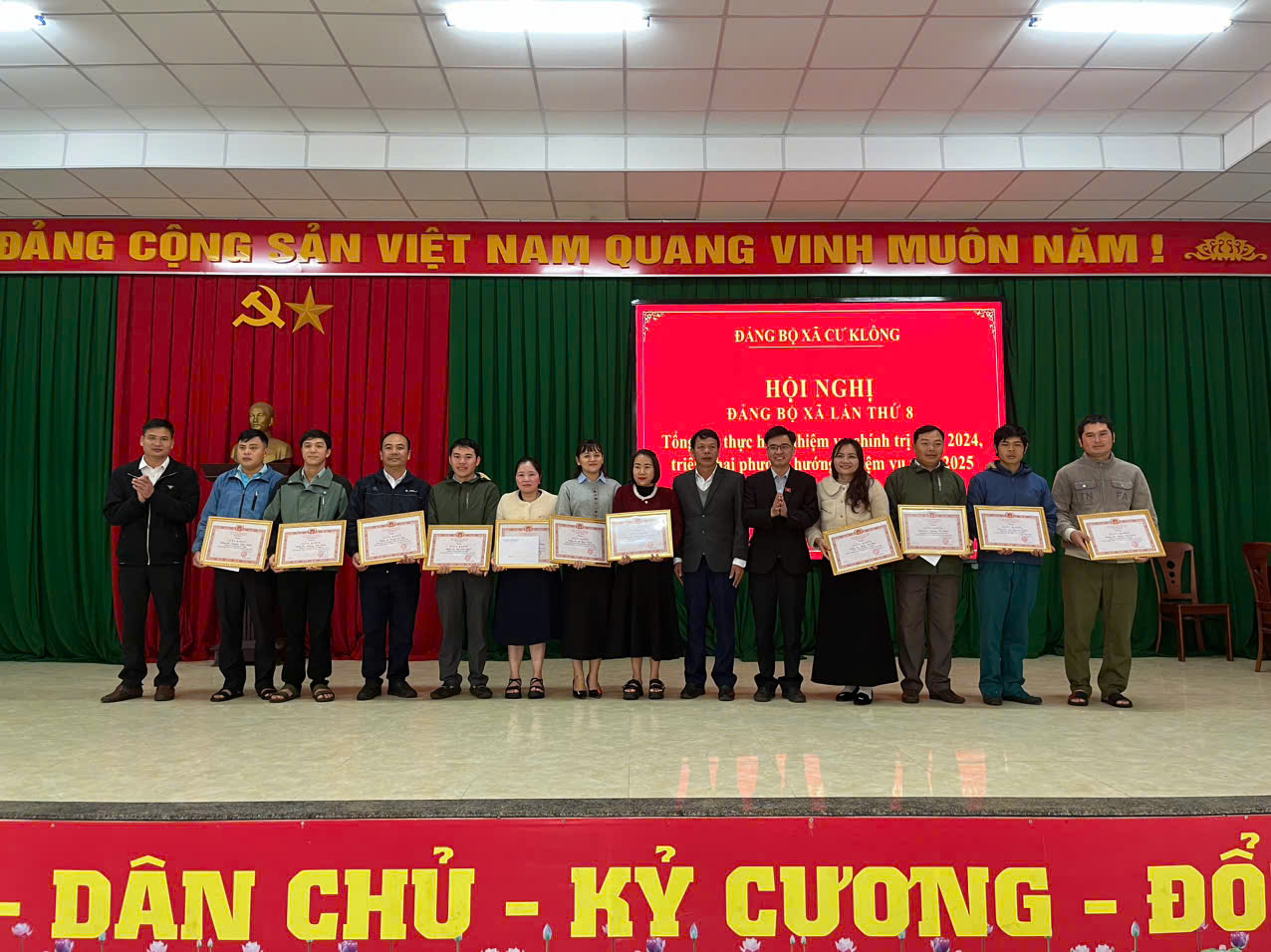 Đảng bộ xã Cư Klông tổ chức Hội nghị tổng kết công tác thực hiện nhiệm vụ chính trị năm 2024 và triển khai phương hướng, nhiệm vụ năm 2025